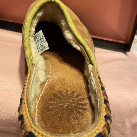 Tan Suede Ugg Slide In Clogs - Picture 5 of 5